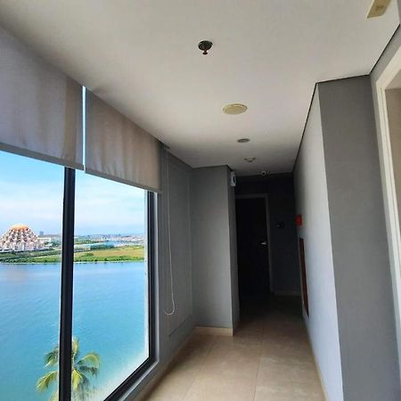 Expressia Hotel マカッサル エクステリア 写真