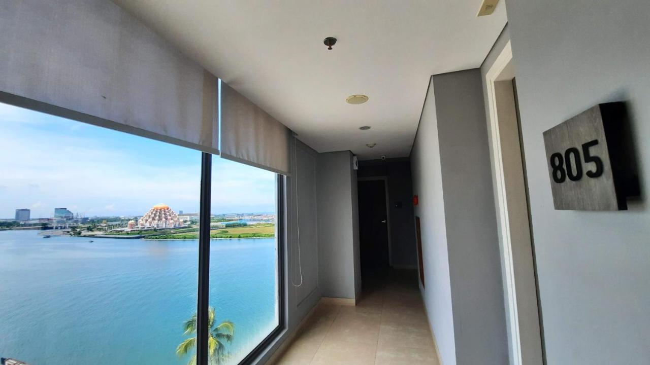 Expressia Hotel マカッサル エクステリア 写真